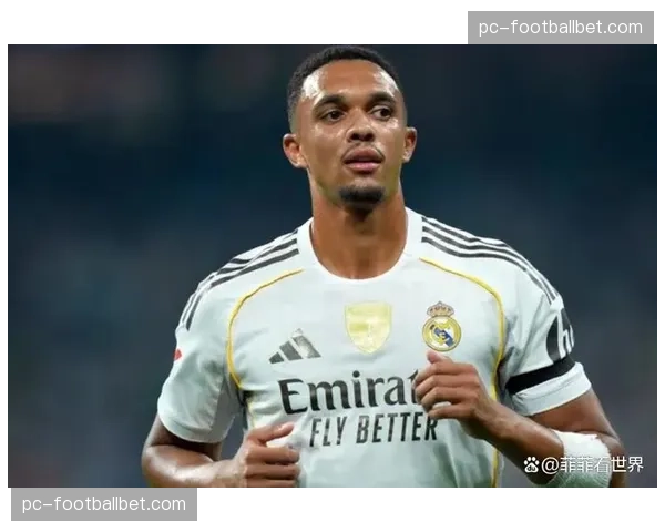 皇家马德里vs拜仁慕尼黑：残阵白衣军团迎战全员健康南大王，边路对决成胜负关键